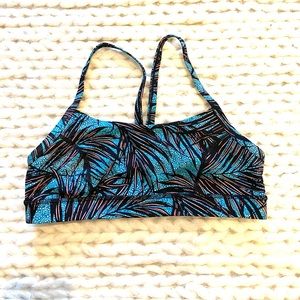Lululemon Flowy Y Sports Bra